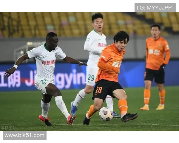 武汉排球队包夹战术揭秘:深度解析排球比赛中的团队协作与策略运用 武汉排球队包夹战术揭秘:深度解析排球比赛中的团队协作与策略运用